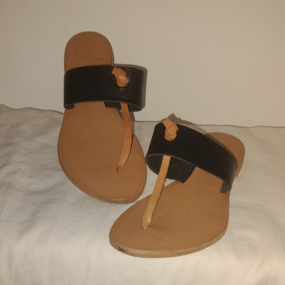 Joie Shoes - Joie Leather thong Sandals. Sz 37 1/2